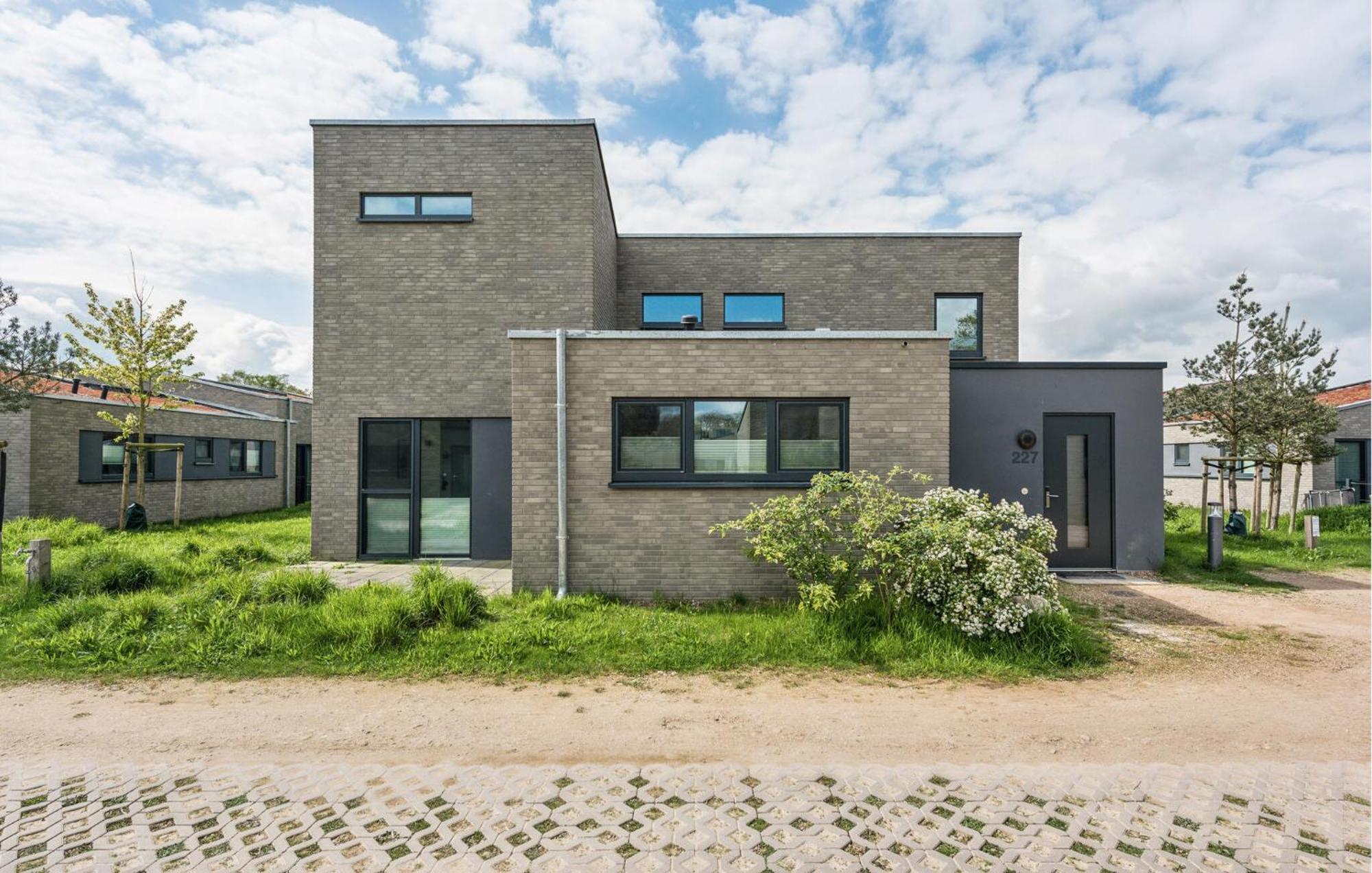 Cozy Home In Lembruch-Duemmer See With Sauna Eksteriør bilde