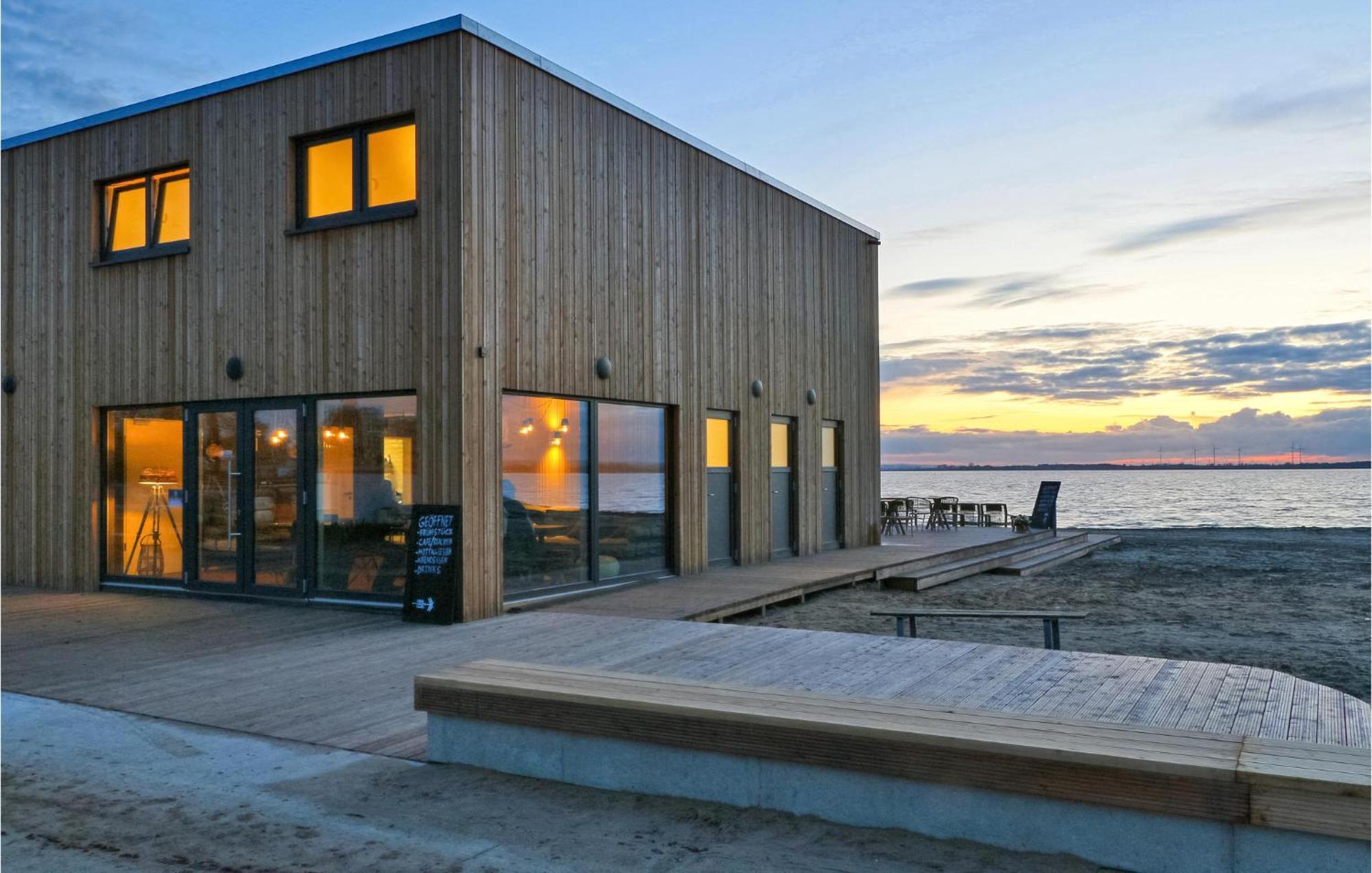 Cozy Home In Lembruch-Duemmer See With Sauna Eksteriør bilde